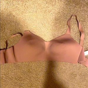 Brand new without tag lululemon bra